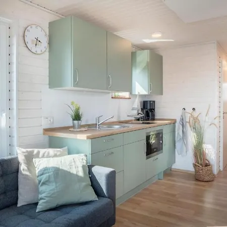Holiday home Hausboot Ran Mit Dachterrasse In
